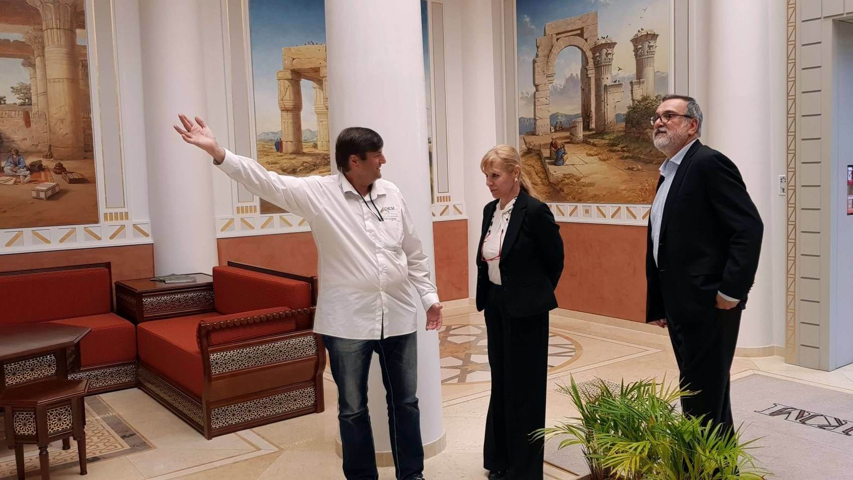 تدعو OKM الموزع اليوناني